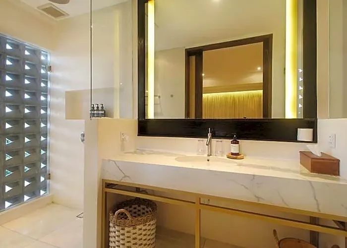 Leceni By Nakula Hotel 4*